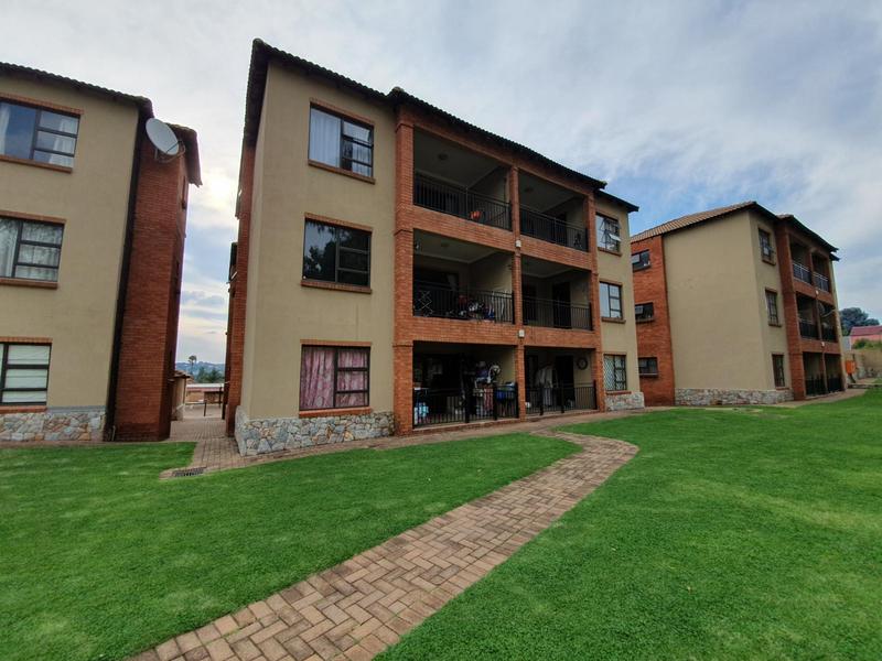 2 Bedroom Property for Sale in Wilro Park Gauteng