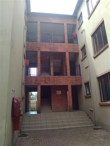 2 Bedroom Property for Sale in Wilro Park Gauteng