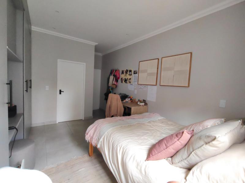 2 Bedroom Property for Sale in Brooklyn Gauteng