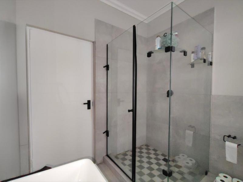 2 Bedroom Property for Sale in Brooklyn Gauteng