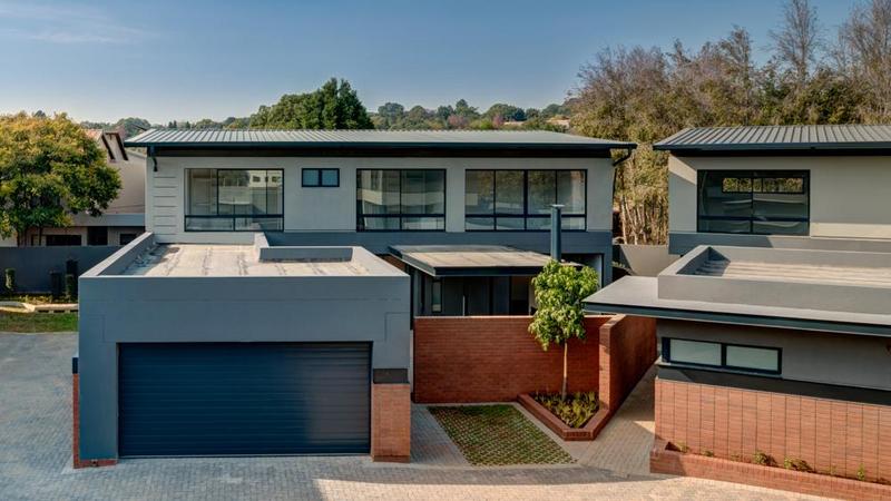 4 Bedroom Property for Sale in Waterkloof Ridge Gauteng