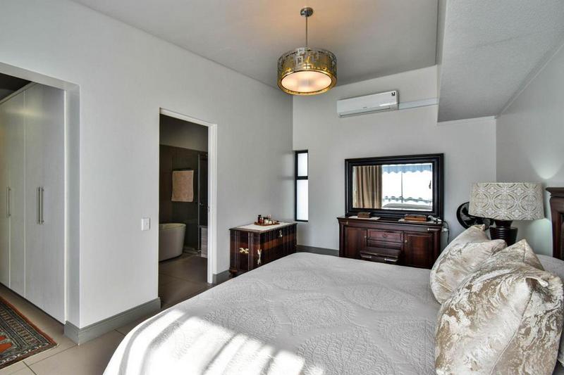 4 Bedroom Property for Sale in Waterkloof Ridge Gauteng