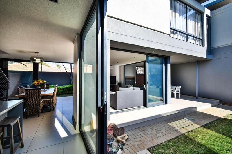 4 Bedroom Property for Sale in Waterkloof Ridge Gauteng