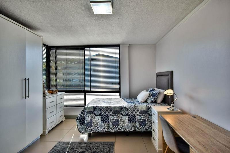 4 Bedroom Property for Sale in Waterkloof Ridge Gauteng