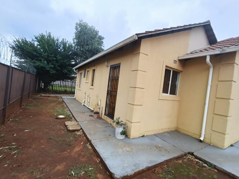 To Let 3 Bedroom Property for Rent in Pollak Park Gauteng