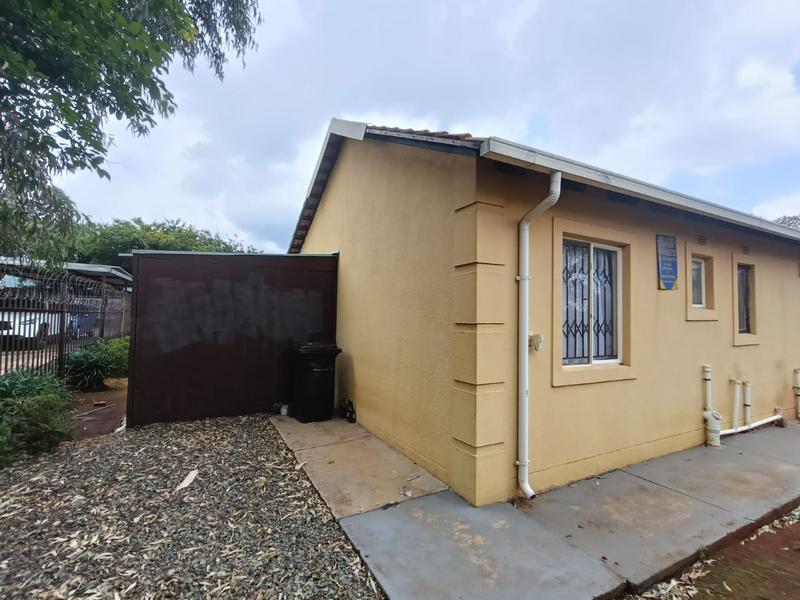To Let 3 Bedroom Property for Rent in Pollak Park Gauteng