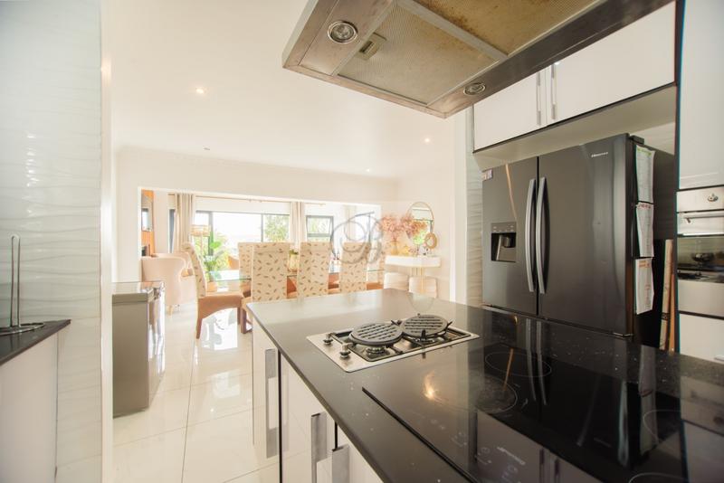 To Let 4 Bedroom Property for Rent in Copperleaf Estate Gauteng