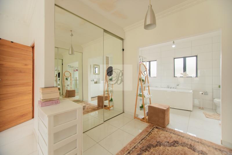 To Let 4 Bedroom Property for Rent in Copperleaf Estate Gauteng