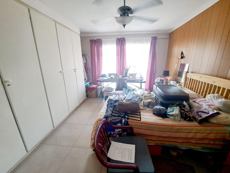 To Let 2 Bedroom Property for Rent in Die Hoewes Gauteng