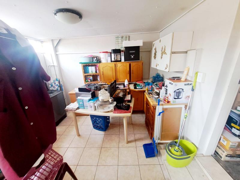 To Let 2 Bedroom Property for Rent in Die Hoewes Gauteng