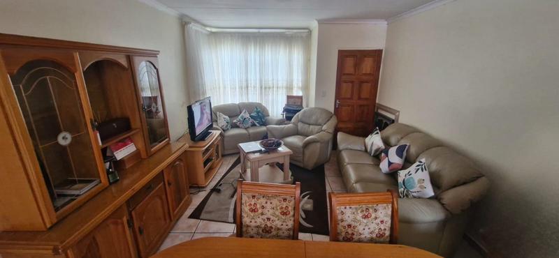 3 Bedroom Property for Sale in Kosmosdal Gauteng