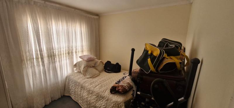 3 Bedroom Property for Sale in Kosmosdal Gauteng