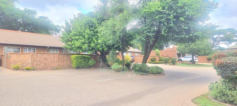 2 Bedroom Property for Sale in Amberfield Gauteng