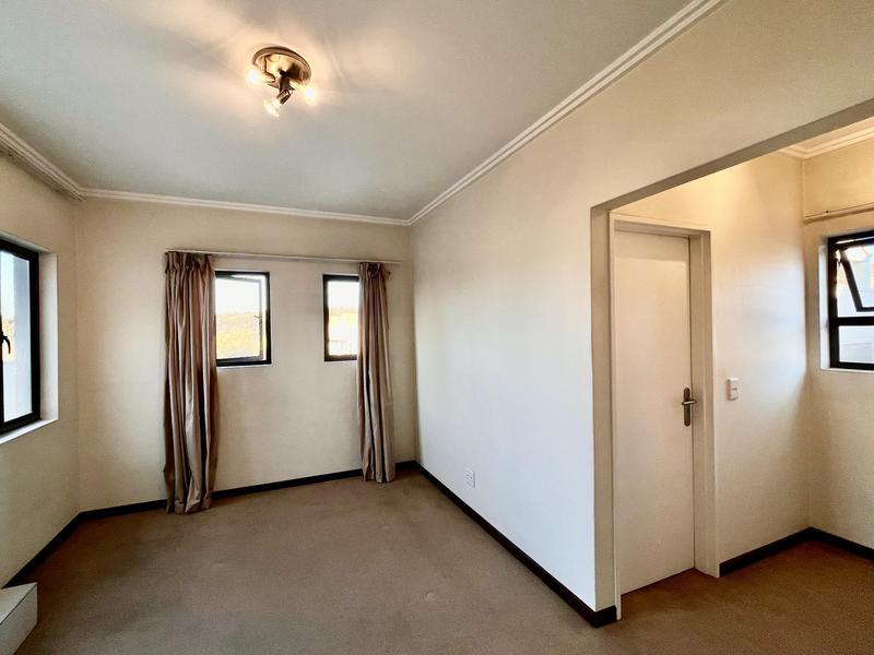 1 Bedroom Property for Sale in Paulshof Gauteng