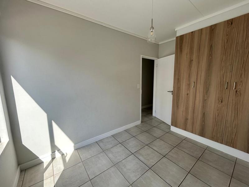 To Let 3 Bedroom Property for Rent in Silver Lakes Gauteng