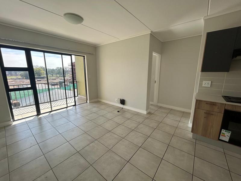 To Let 3 Bedroom Property for Rent in Silver Lakes Gauteng
