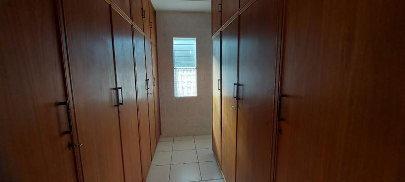 4 Bedroom Property for Sale in Greenhills Gauteng