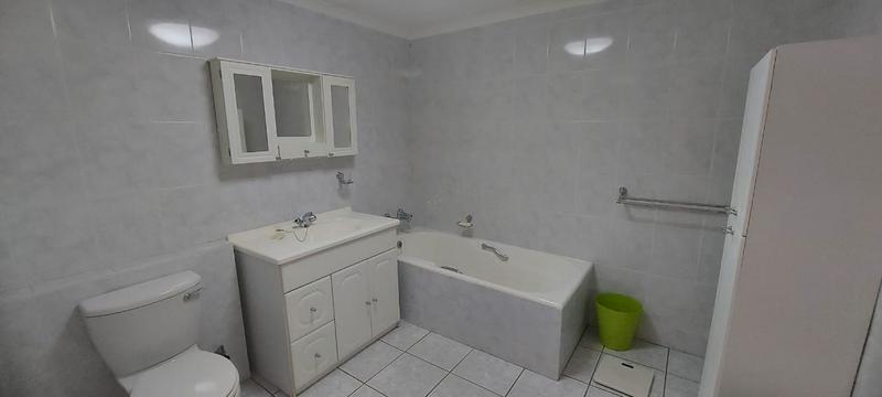 4 Bedroom Property for Sale in Greenhills Gauteng