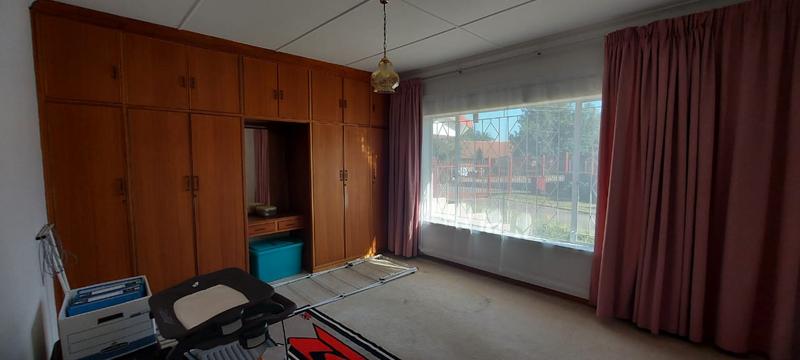 4 Bedroom Property for Sale in Greenhills Gauteng