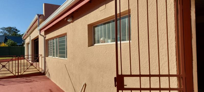 4 Bedroom Property for Sale in Greenhills Gauteng