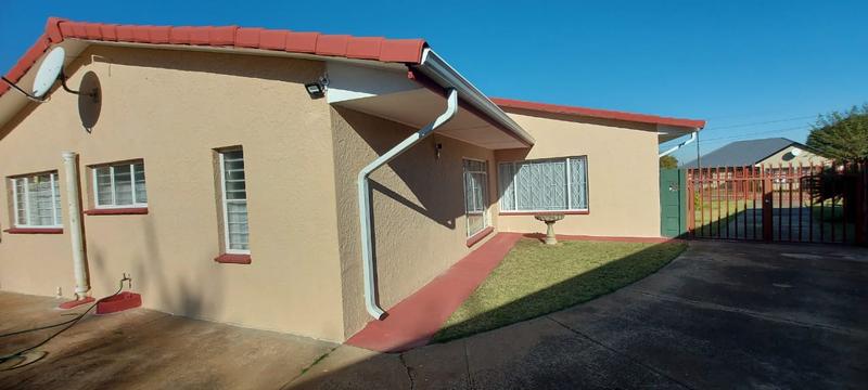 4 Bedroom Property for Sale in Greenhills Gauteng