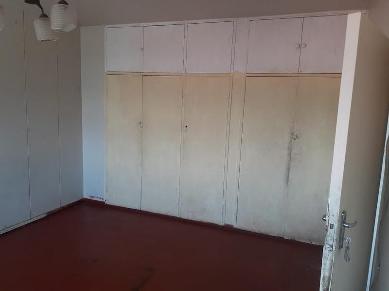 2 Bedroom Property for Sale in Yeoville Gauteng