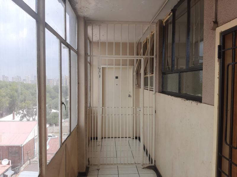 2 Bedroom Property for Sale in Yeoville Gauteng