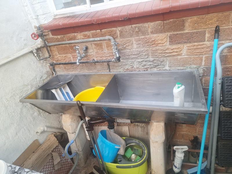 2 Bedroom Property for Sale in Linden Gauteng