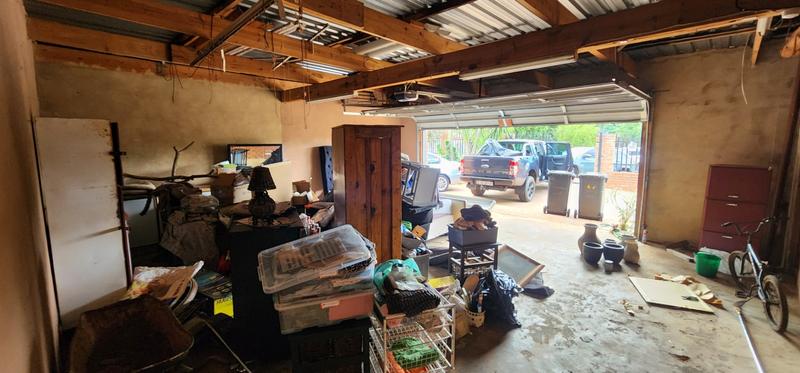 4 Bedroom Property for Sale in Dorandia Gauteng