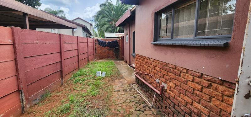 4 Bedroom Property for Sale in Dorandia Gauteng