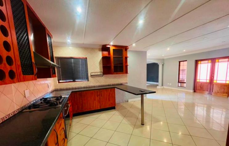 4 Bedroom Property for Sale in Boskruin Gauteng