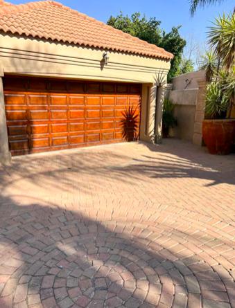 4 Bedroom Property for Sale in Boskruin Gauteng