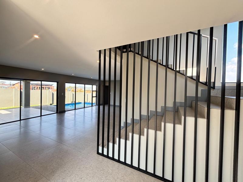 5 Bedroom Property for Sale in Fountainbrook Estate Gauteng