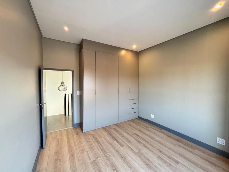 5 Bedroom Property for Sale in Fountainbrook Estate Gauteng