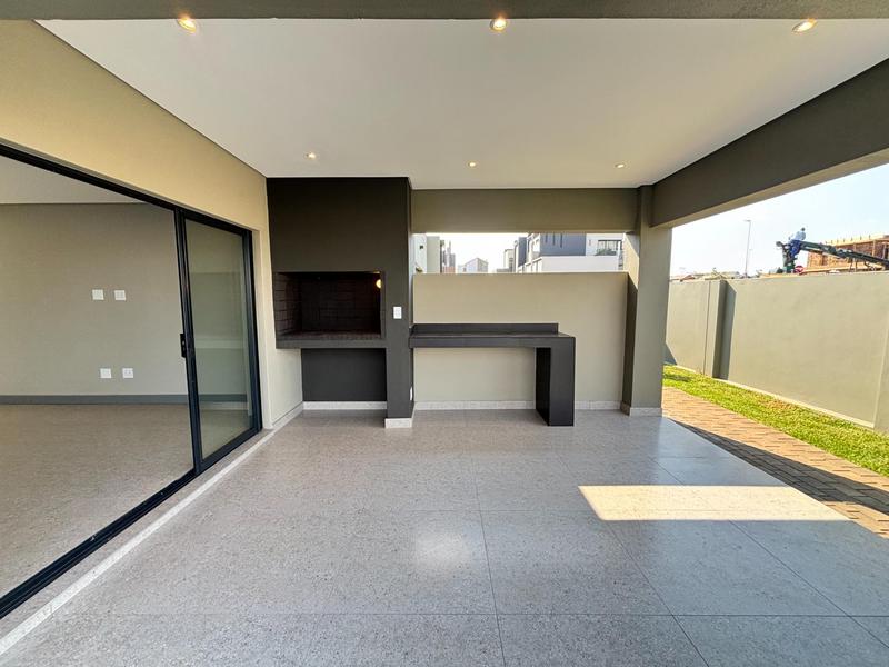 5 Bedroom Property for Sale in Fountainbrook Estate Gauteng