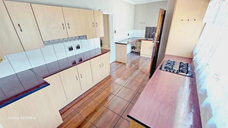 4 Bedroom Property for Sale in Albemarle Ext 1 Gauteng