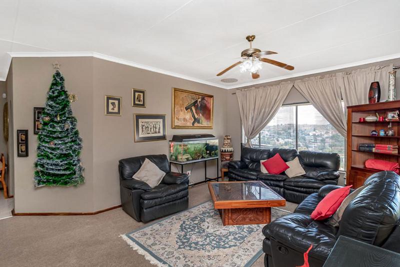 5 Bedroom Property for Sale in Kenmare Gauteng