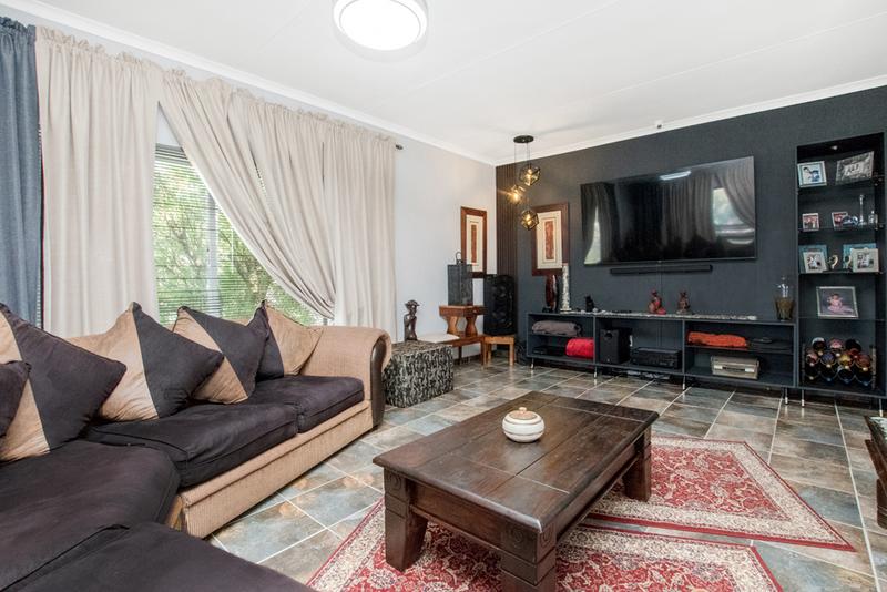 5 Bedroom Property for Sale in Kenmare Gauteng