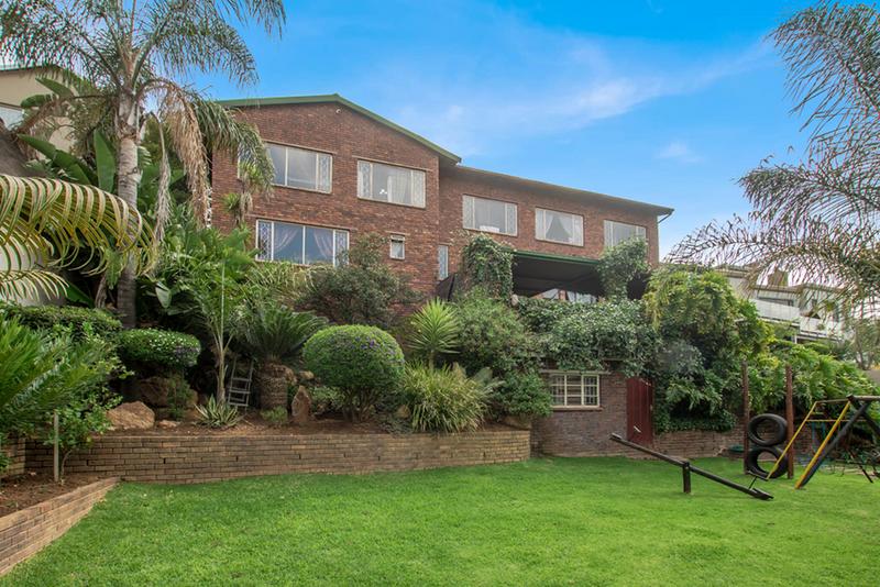 5 Bedroom Property for Sale in Kenmare Gauteng