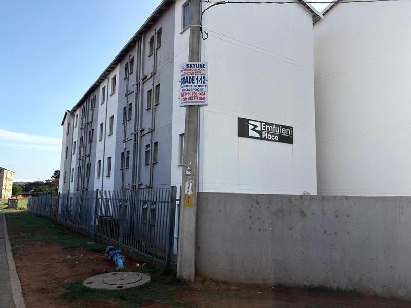 2 Bedroom Property for Sale in Fleurhof Gauteng