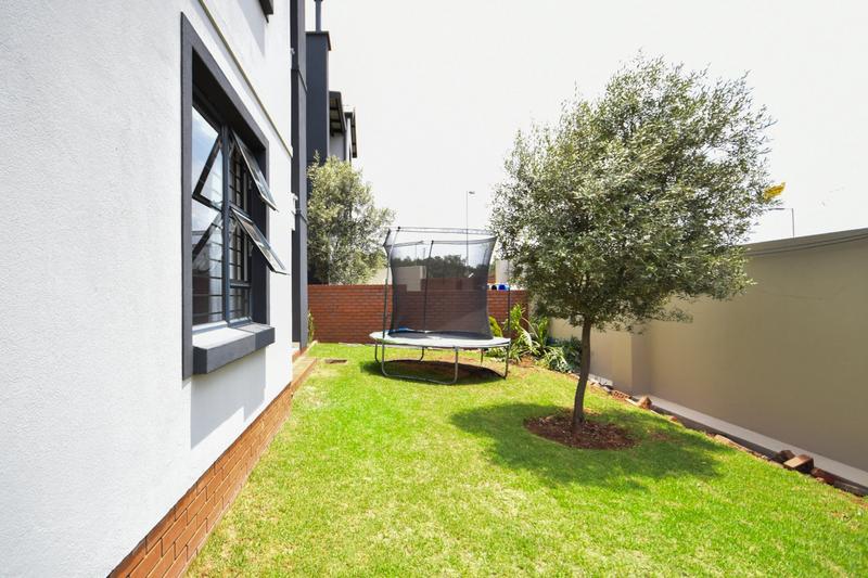 2 Bedroom Property for Sale in Golden Fields Estate Gauteng
