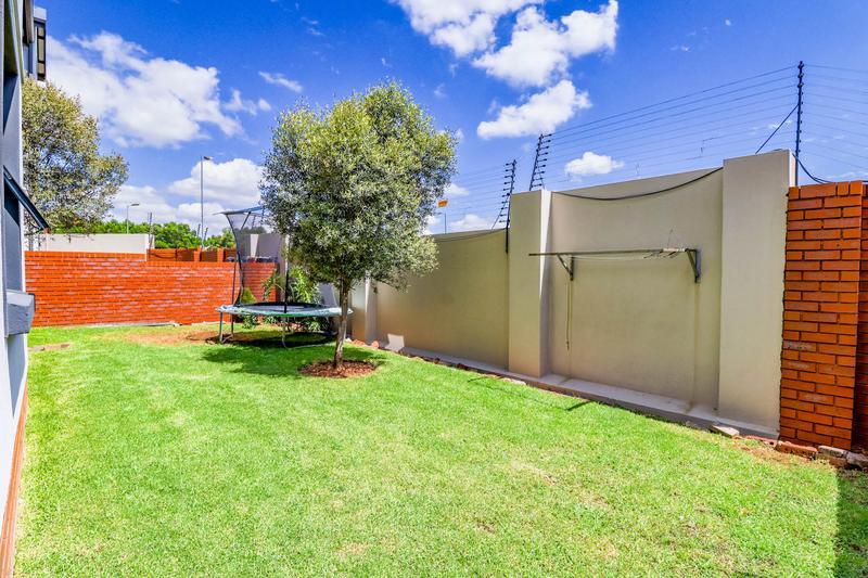 2 Bedroom Property for Sale in Golden Fields Estate Gauteng