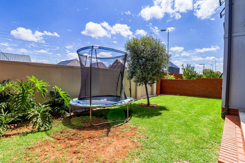 2 Bedroom Property for Sale in Golden Fields Estate Gauteng