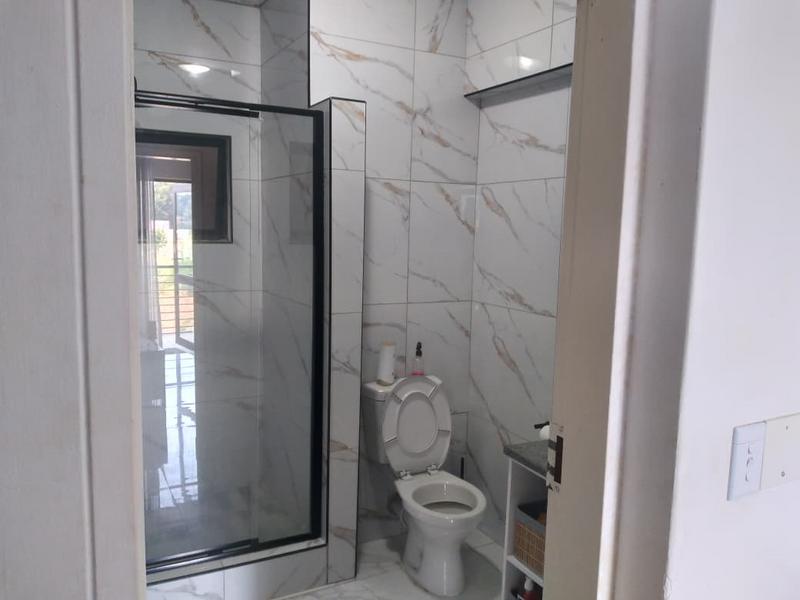 To Let 2 Bedroom Property for Rent in Milpark Gauteng