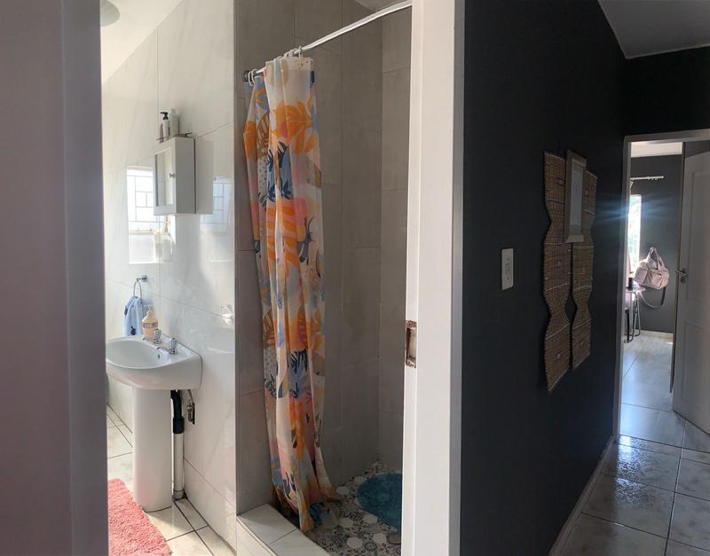 2 Bedroom Property for Sale in Vorna Valley Gauteng