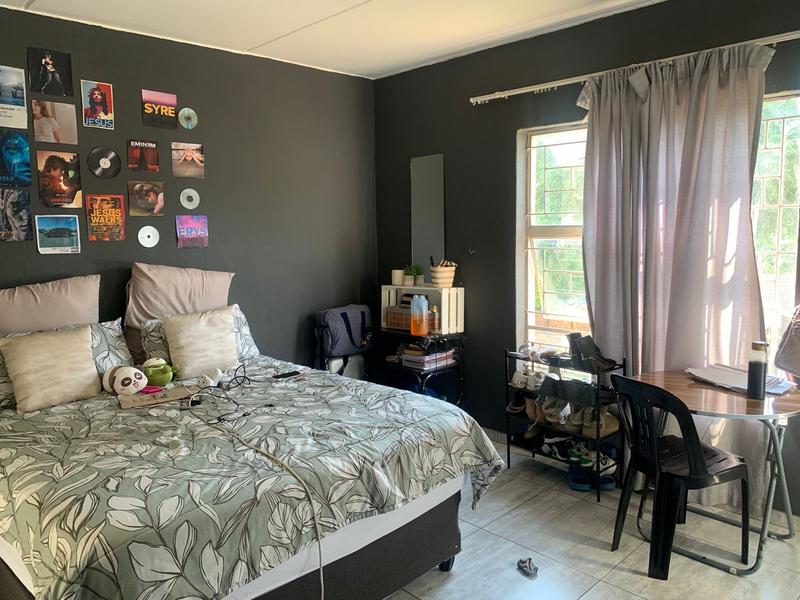 2 Bedroom Property for Sale in Vorna Valley Gauteng