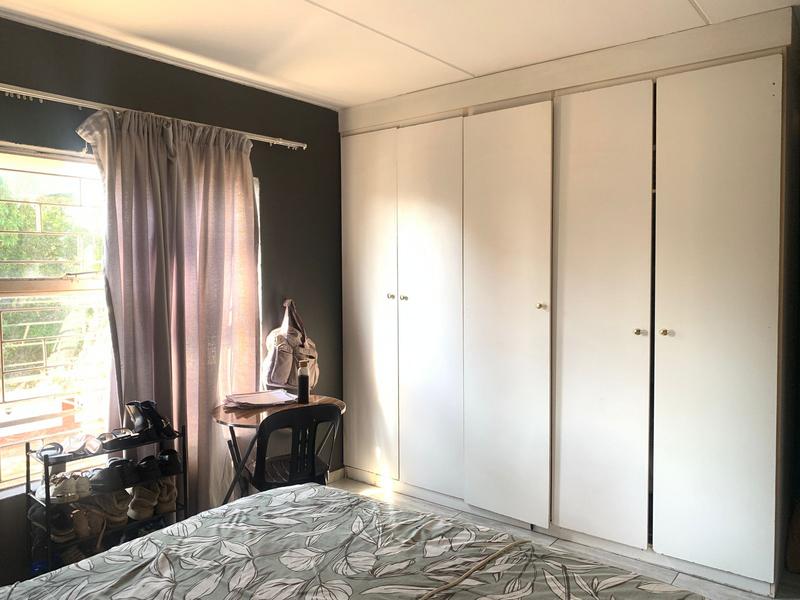 2 Bedroom Property for Sale in Vorna Valley Gauteng