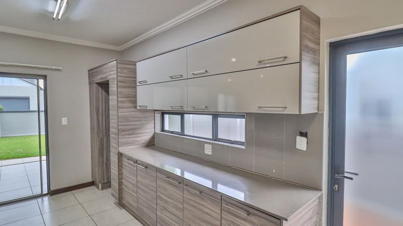 3 Bedroom Property for Sale in Midstream Meadows Gauteng