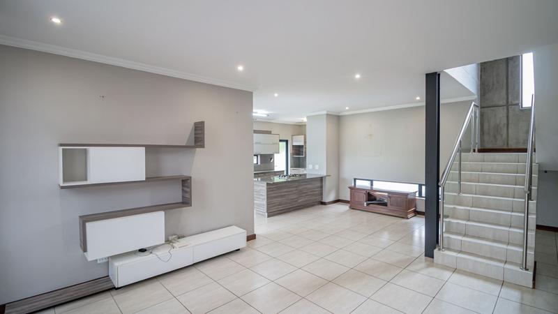 3 Bedroom Property for Sale in Midstream Meadows Gauteng
