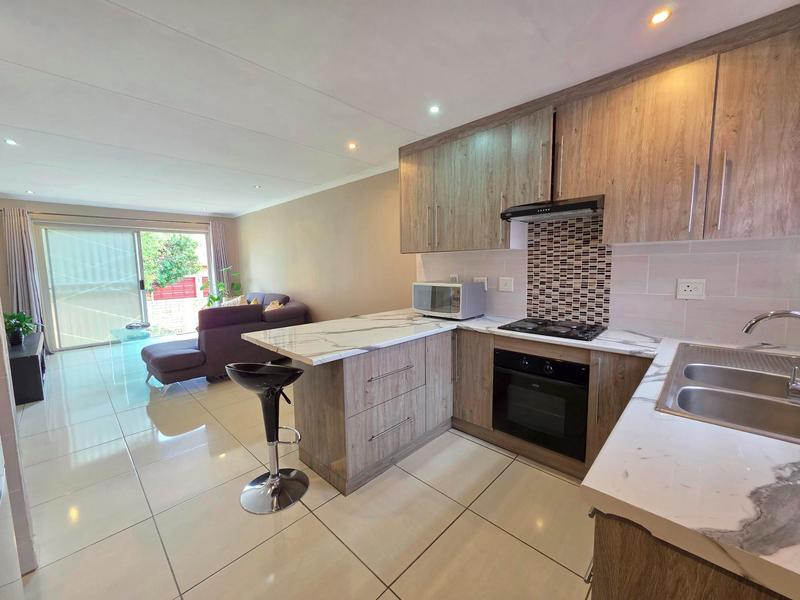 2 Bedroom Property for Sale in Willowbrook Gauteng